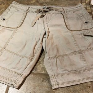 Lei shorts